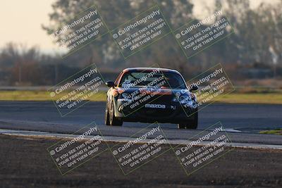 media/Jan-13-2024-CalClub SCCA (Sat) [[179f4822a7]]/Group 7/Sunset (Race)/